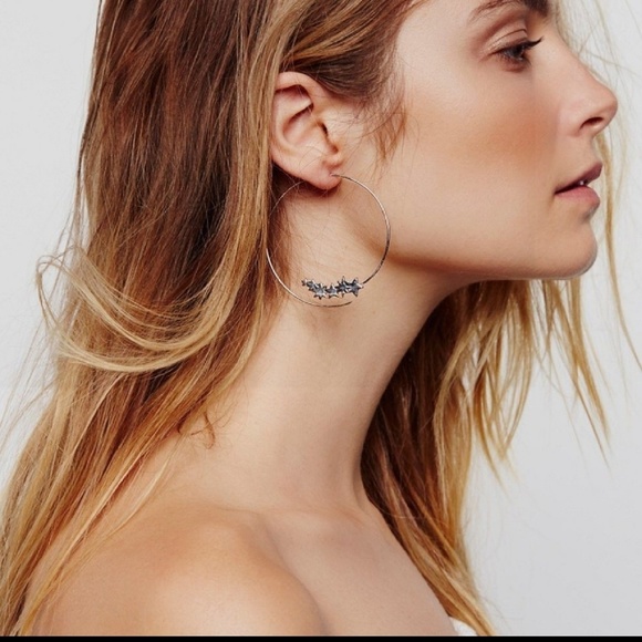 Free People earrings - Picture 3 of 3